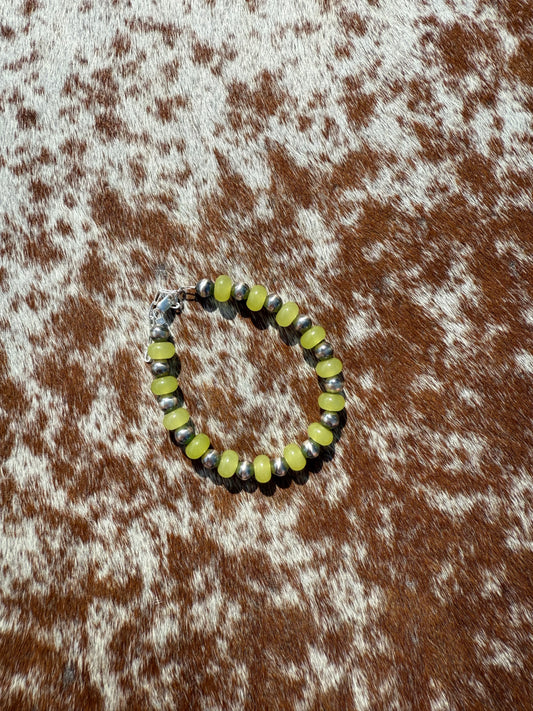 6mm Navajo Pearl and Olive Jade Bracelet