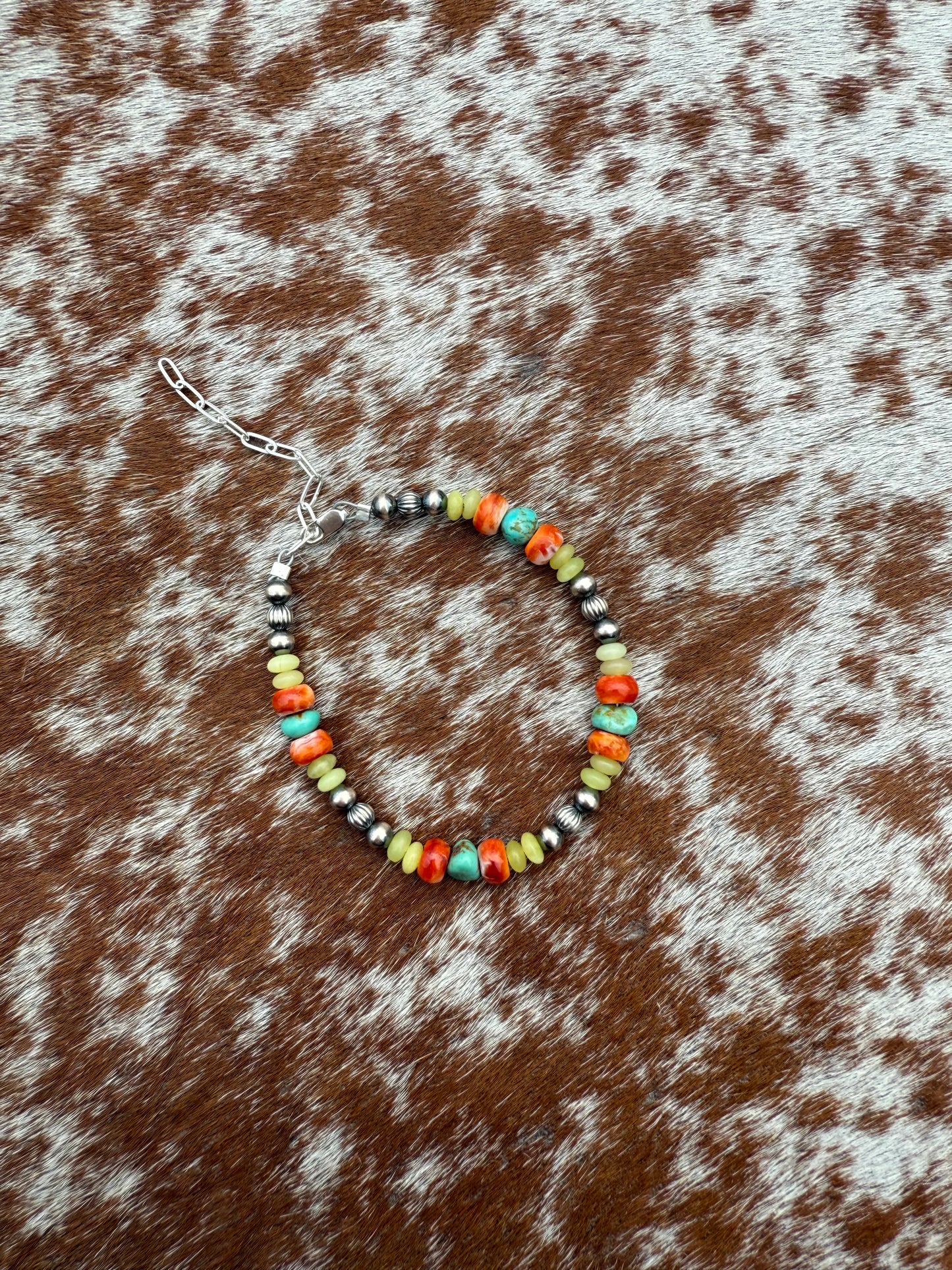 Spiny Oyster, Number 8 Turquoise, Olive Jade Bracelet