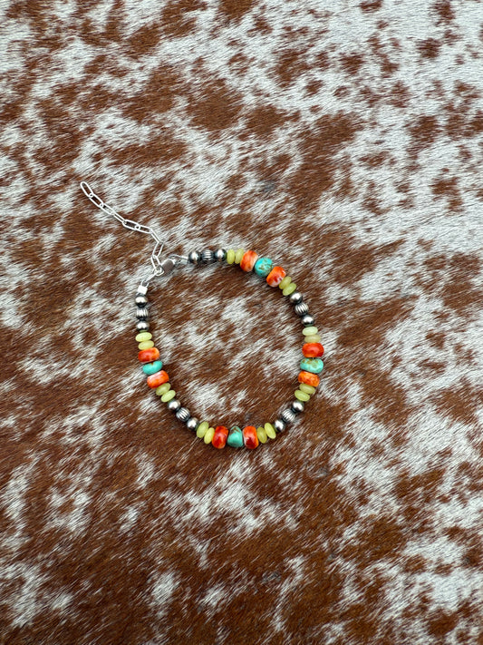 Spiny Oyster, Number 8 Turquoise, Olive Jade Bracelet